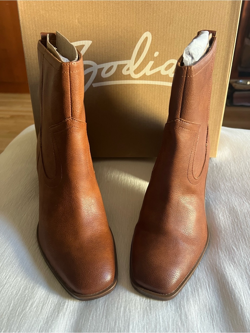 Zodiac Cognac Square-Toe Ankle Boots 7.5